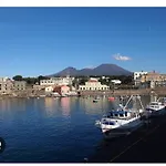 Bed and Breakfast La Maison Della Torre Portici