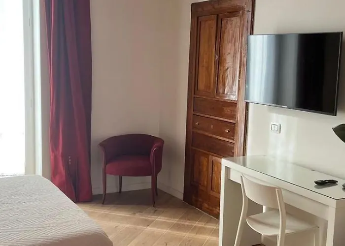 La Maison Della Torre 4* Portici