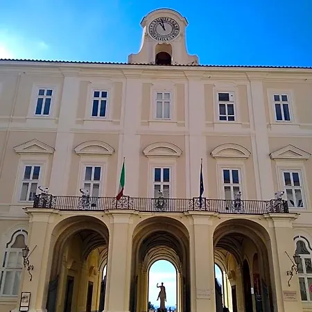 La Maison Della Torre Portici